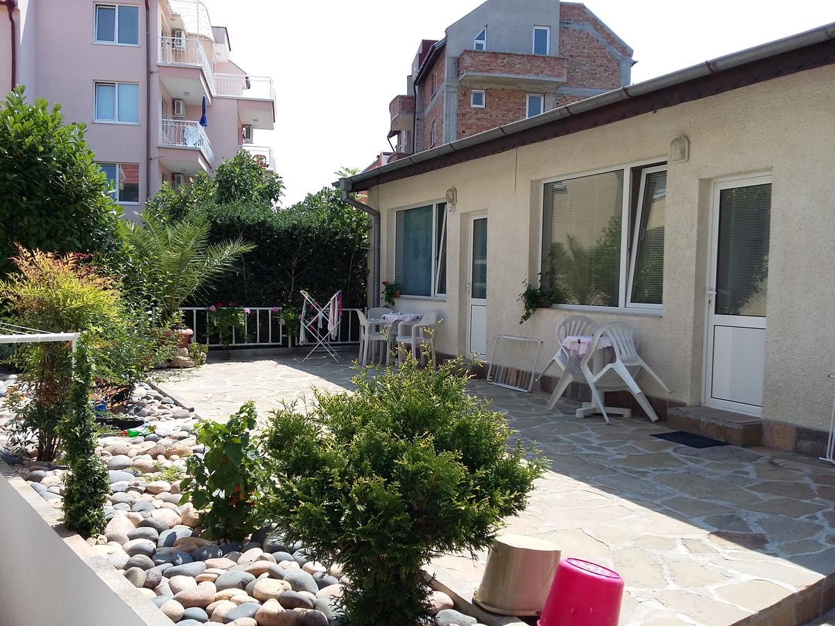 Guest House Dimovi Sozopol Exterior foto